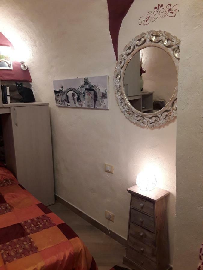 Apartamento Il Torchio Dolceacqua Exterior foto
